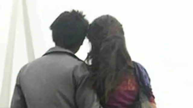 भारत में आज भी कई तबकों में प्रेम विवाह को मंजूरी नहीं. इस बाबत ऑनर किलिंग के कई मामले सामने आ चुके हैं. 