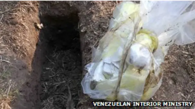 वेनेजुएला में आम तौर पर ड्रग डीलर पैसों को इस तरह छुपा कर रखते हैं.