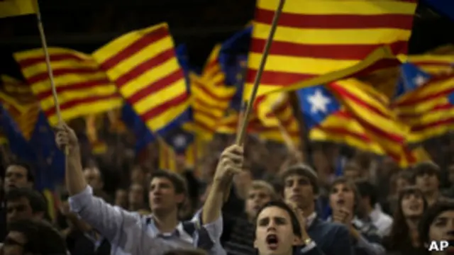 در کاتالونیای اسپانیا گرایش جدایی‌خواهی در دهه‌‌های گذشته در اقلیت بود