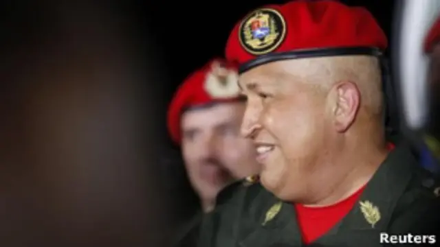 Уго Чавес в военной форме
