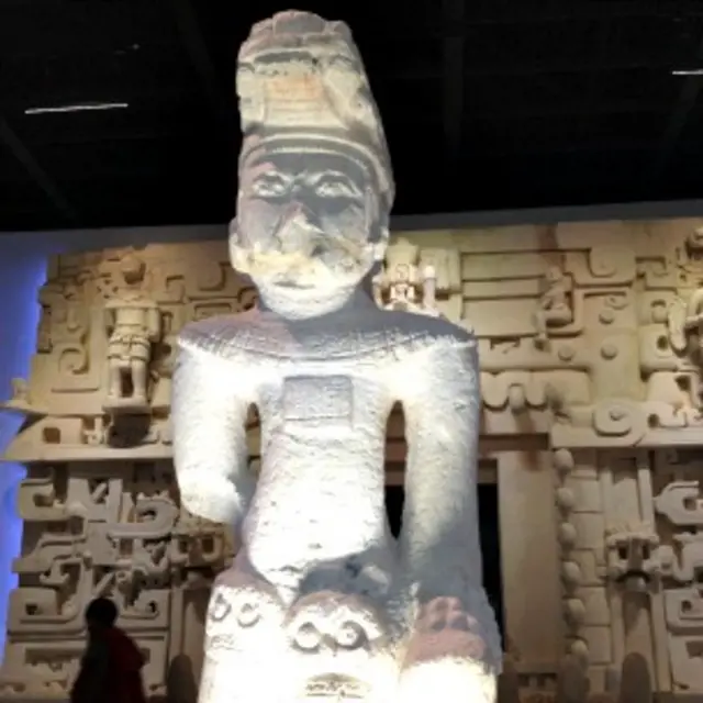 Escultura maia, museu de Mérida