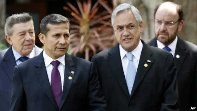 Cancilleres Roncagliolo y Moreno con los presidentes Humala y Piñera
