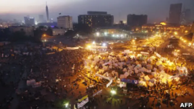 Палаточный лагерь на площади Тахрир в Каире