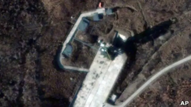 Первая ступень ракеты "Ынха-3"