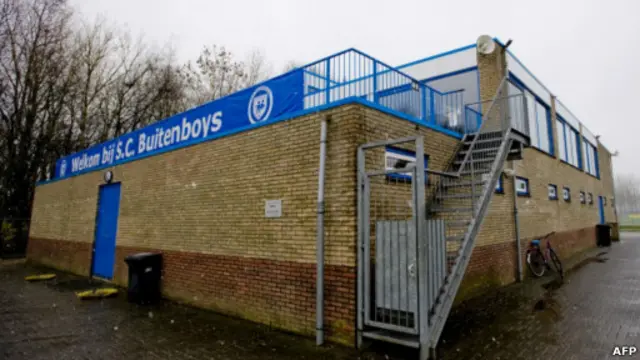 Klub Buitenboys, Belanda.