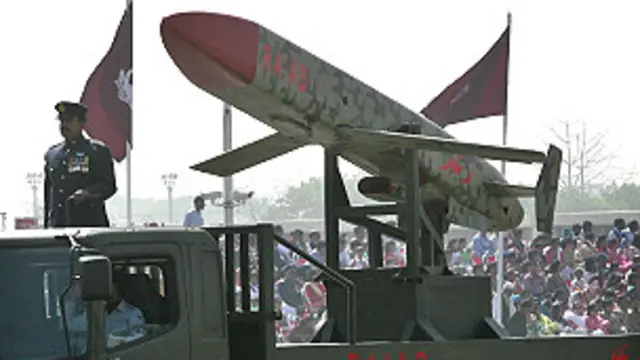 Malamai masu linzami a Syria