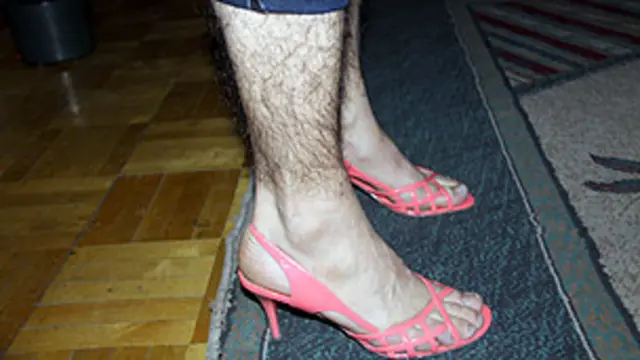 Laki-laki high heels