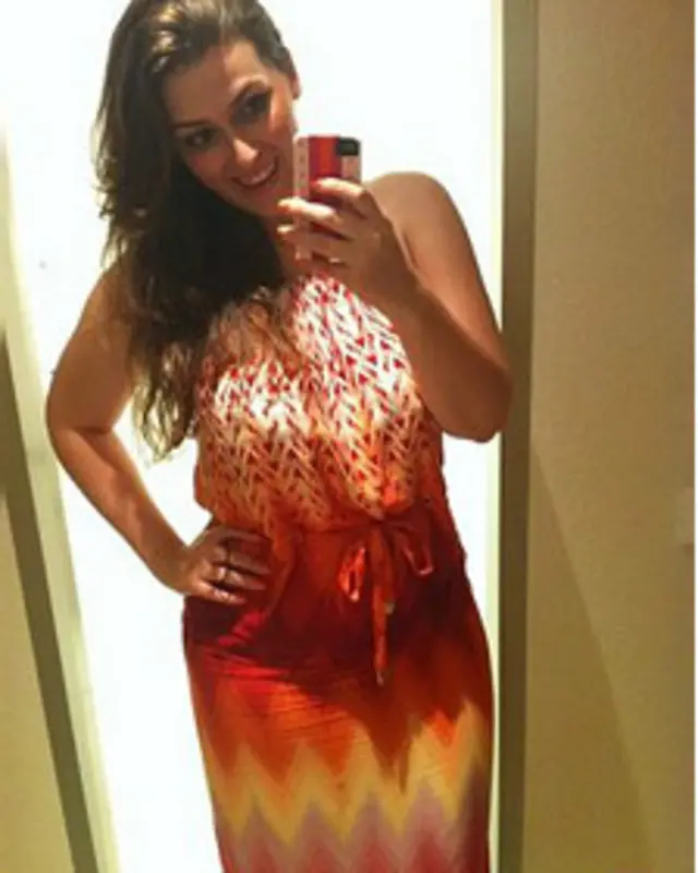 पॉपी डिन्से