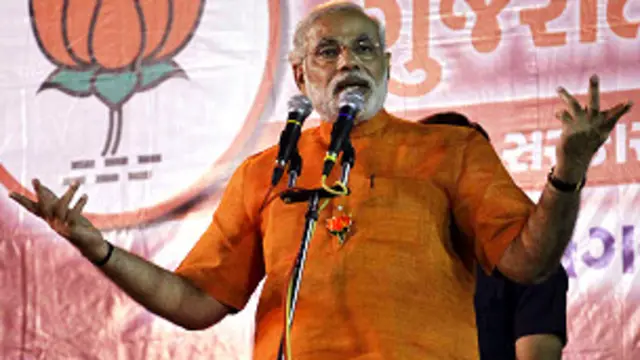 हिमाचल में चुनाव प्रचार के दौरान मोदी ने शशि थरूर पर साधा निशाना.