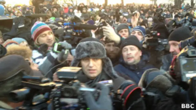 Алексей Навальный считает, что на акции протеста выходит недостаточно людей для того, чтобы оппозиция смогла добиться своих целей