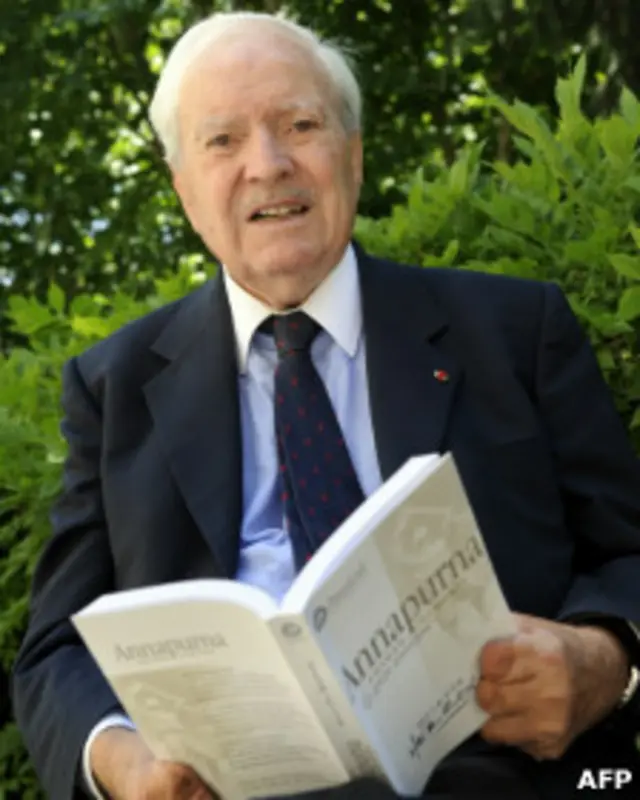 Покорение Аннапурны обошлось дорого: Эрцогу ампутировали из-за обморожения пальцы рук
