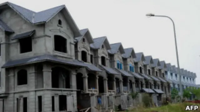 Dự án dở dang ở ngoại ô Hà Nội hồi tháng 10/2012