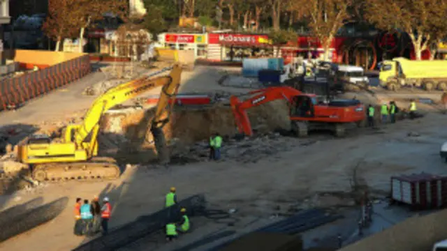 Taksim Meydanı'nda inşaat