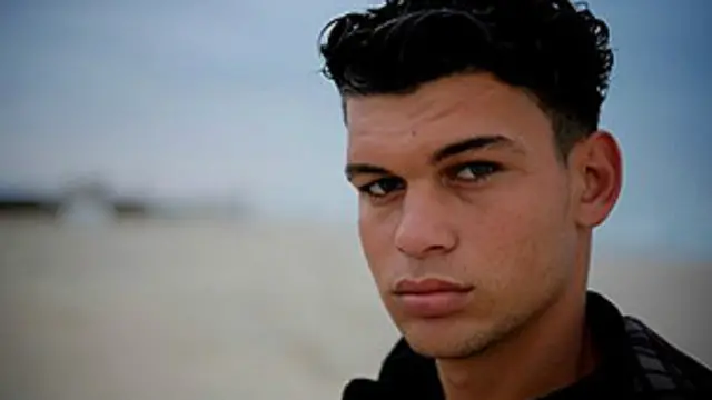 Muhammad odia su trabajo pero no tiene más opción que hacerlo.