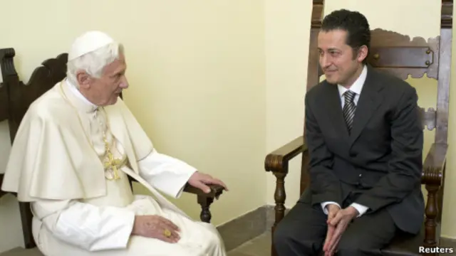 Paus Benediktus XVI dan Paolo Gabriele
