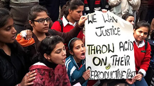 गैगरेप मामले से भड़का आम मध्यम वर्ग का आक्रोष