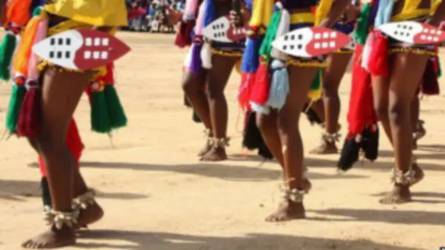 Matan Swaziland yayin wani bikin gargajiya