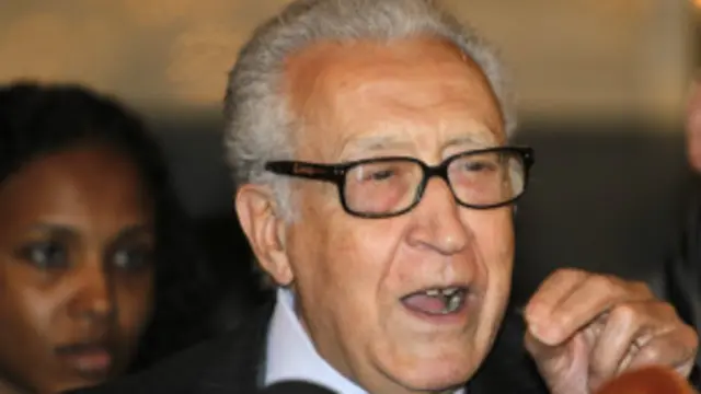 الابراهيمي: الحكومة السورية والمعارضة يتعاونان لتدمير سوريا.