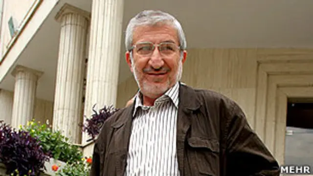 محمد سعیدی کیا در چهار دولت وزیر بوده است