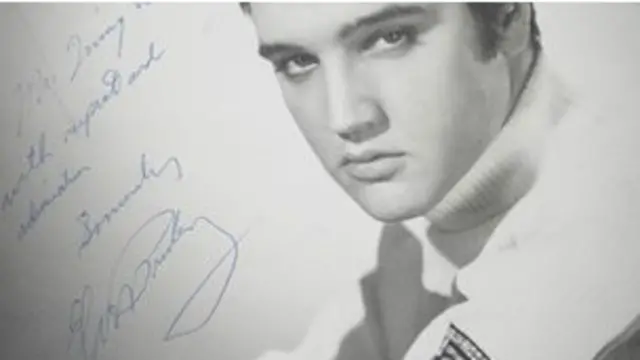 Sebuah foto dan tanda tangan asli Elvis Presley dan tertulis untuk komposer Irving Berlin