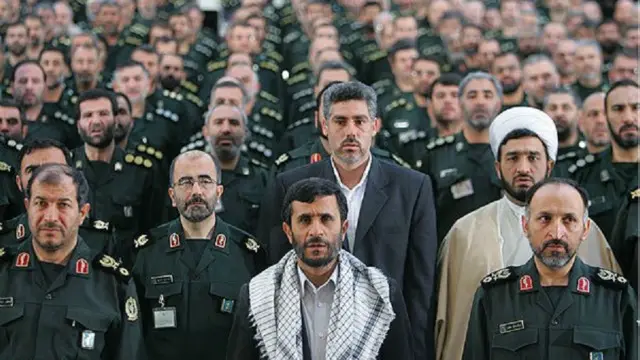 زمانی که محمود احمدی نژاد از واژه "برادران قاچاقچی" استفاده کرد هیچ زلزله سیاسی و تنش اجتماعی بوقوع نپیوست گویی این واژه بخشی از واقعیت پیش پا افتاده جامعه ایران بود.