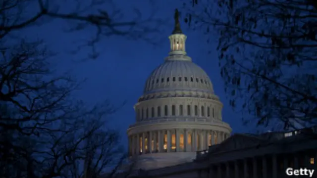 Конгрессу остается день на то, чтобы предотвратить развитие худшего сценария для экономики США