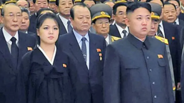 Chang Song-thaek cũng bị đồn là có quan hệ bất chính với phu nhân của Kim Jong-un