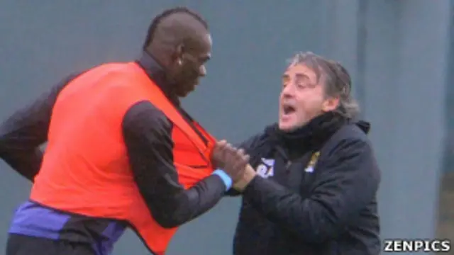 Mario Balotelli dan Roberto Mancini