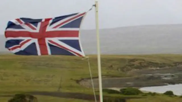 Британский флаг над Фолклендами