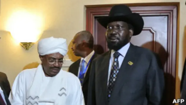 الرئيس السوداني، عمر البشير رفقة رئيس جنوب السودان، سلفا كير ميارديت