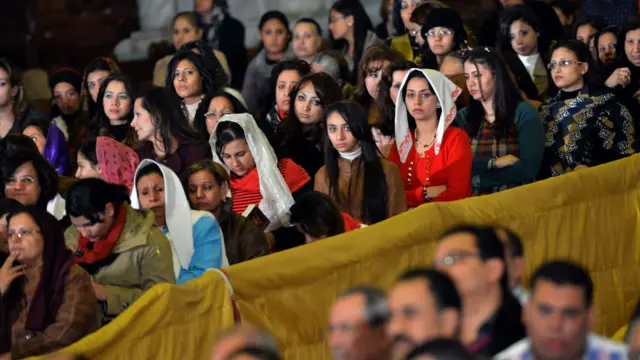 په مصر کې د قبطي مسیحیانو شمېر د مصر له ټول ټال ۸۷ میلیون وګړو څخه د ۹ او ۱۰ میلیونو ترمنځ اټکل شوی دی.
