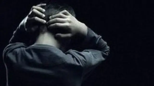 Di AS, bunuh diri mematikan lebih banyak orang daripada kecelakaan kendaraan bermotor.