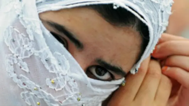 लड़कियों की सुरक्षा के नाम पर उदयपुर में पंचों ने ये फैसला सुनाया है