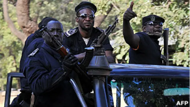 Policías en Mali