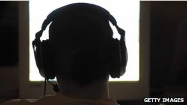 कर्मचारी अपने वेतन का पांचवा हिस्सा चीन की कंपनी को काम करने के लिए दिया करता था.