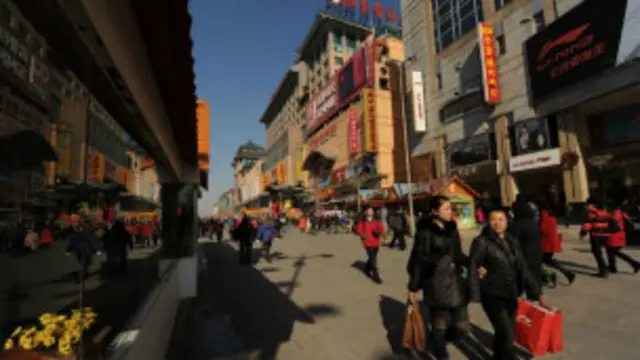 يعزا ارتفاع النمو الصيني إلى استثمار الدولة في مشاريع البنية التحتية، والجهود الرامية لتشجيع المستهلكين والشركات على الإنفاق.