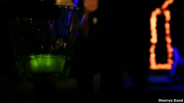 Cubos de hielo con luz