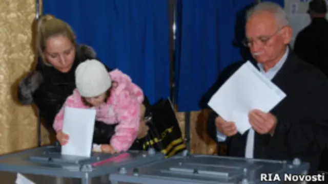 В 2012 году после шестилетнего перерыва в России вновь прошли прямые выборы губернаторов