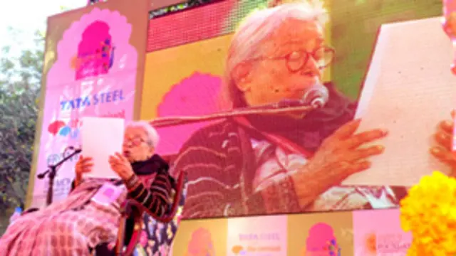 महाश्वेता देवी