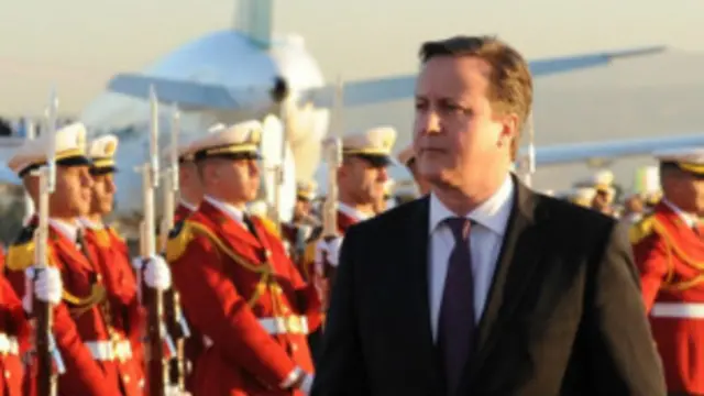 كاميرون أول رئيس وزراء بريطاني يزور الجزائر منذ استقلالها عام 1962.