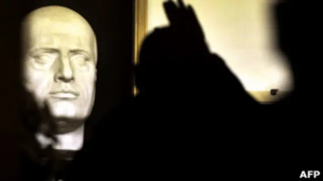 Могила Бенито Муссолини