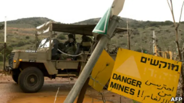 Израильский патруль на границе с Ливаном через день после предполагаемого удара по Сирии