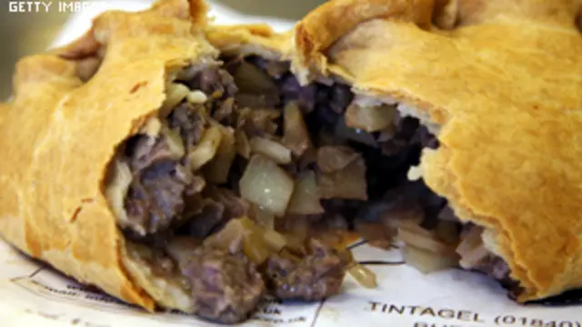 عثر على آثار لحم الخنزير في بعض المعجنات