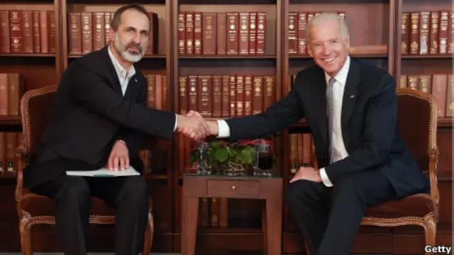 الخطيب وبايدن