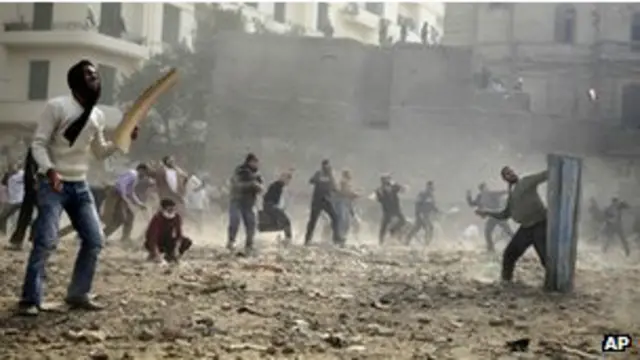 تنحى مبارك اثر انتفاضة شعبية عام 2011