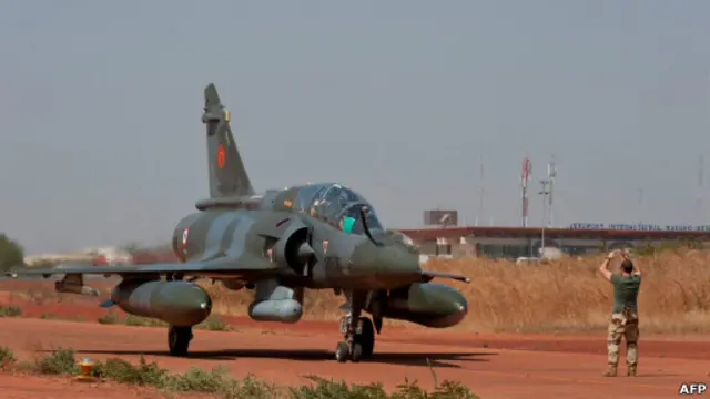 Peswat tempur Prancis di Mali.
