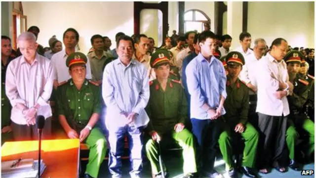 Nhiều người bị đưa ra xét xử theo luật an ninh quốc gia