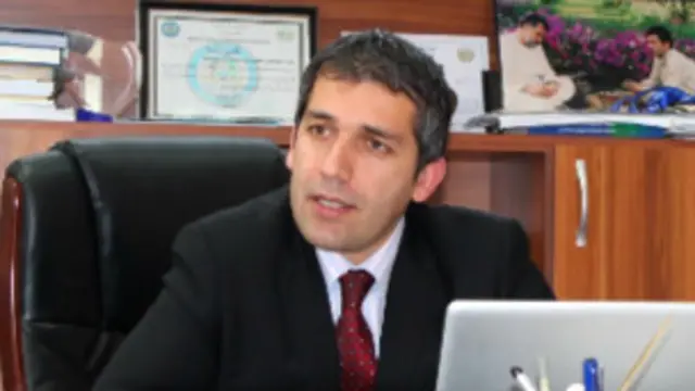 آقای صدیقی گفته که هشت تن دیگر از عاملان قطع انگشتان رای دهندگان هراتی تحت پیگرد هستند