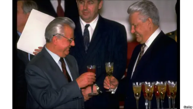 Леонід Кравчук і Борис Єльцин