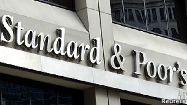 ستاندارد اند بورز